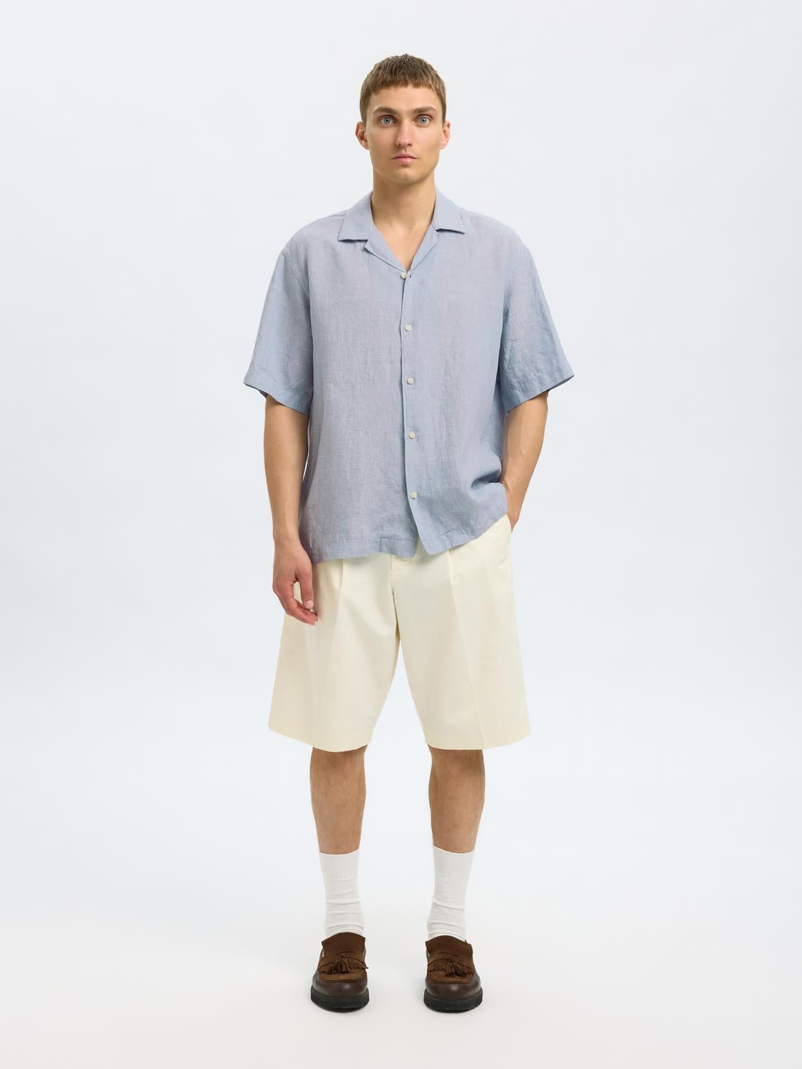 model_shot-front_full